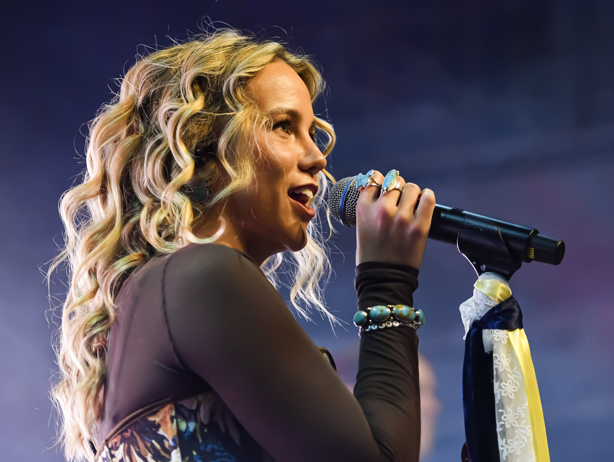 Avery Anna performing on tour
